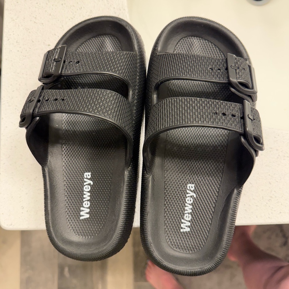 Black Adjustable Sandals